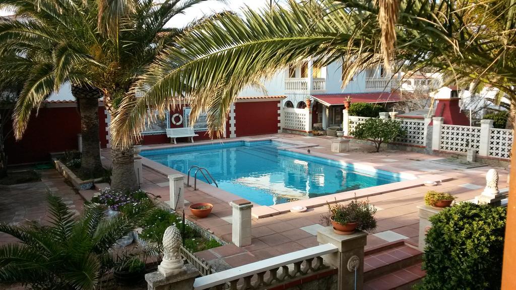 Las Belisas - Apartamentos Arenal d'en Castell Exterior foto