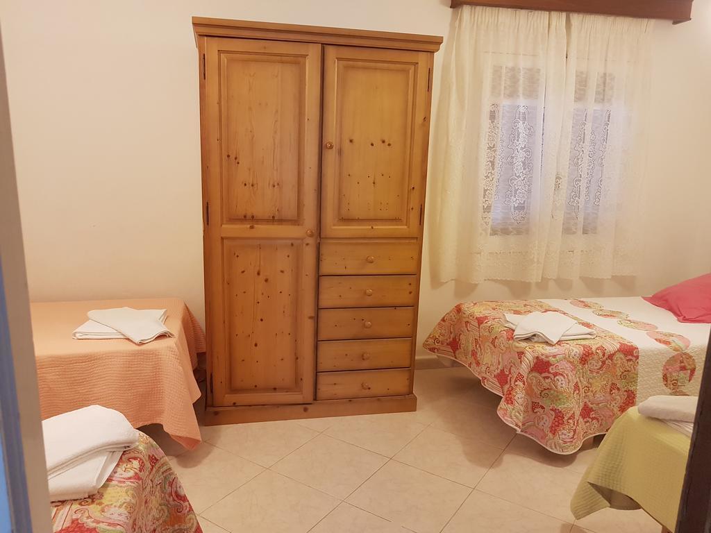 Las Belisas - Apartamentos Arenal d'en Castell Exterior foto